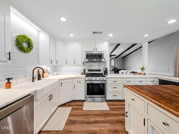 4th image of 4765 Country Lake Dr