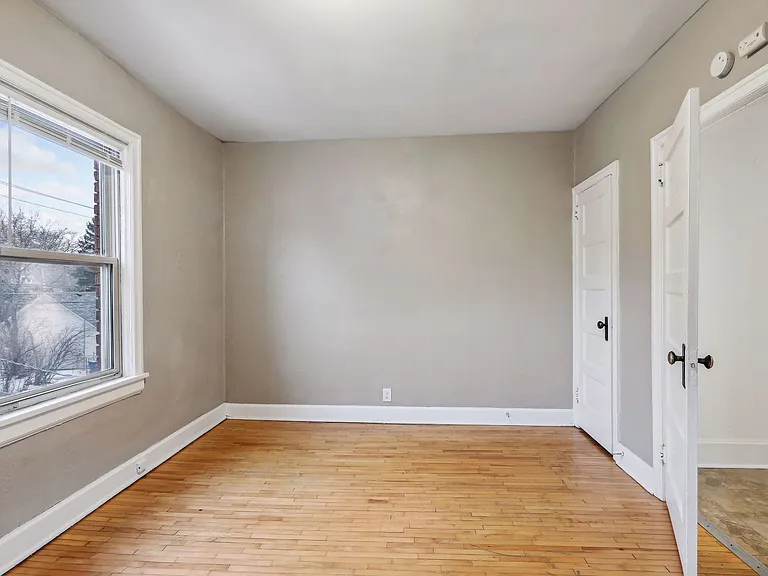 1712 Grand Ave — Photo 11
