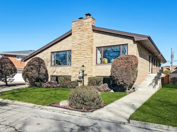 4714 W Bryn Mawr Ave, Chicago, IL 60646