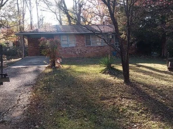 4928 Glaze Dr, Dunwoody, GA 30360