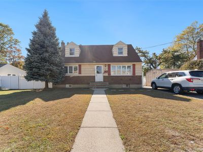 90 27th Street, Copiague, NY, 11726