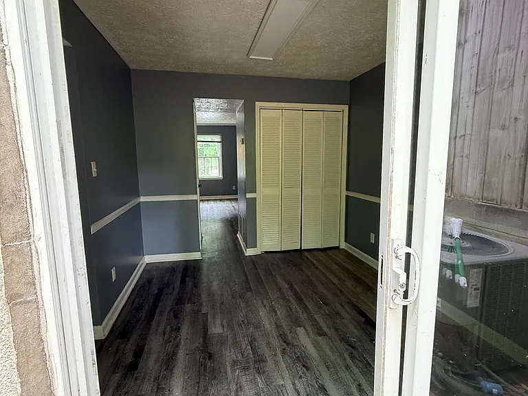 5566 Estates Ct — Photo 4