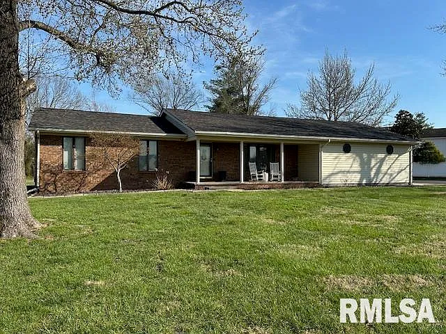 2944 Delora Ln photo 1