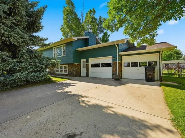 4 Swan Ln, Spearfish, SD 57783