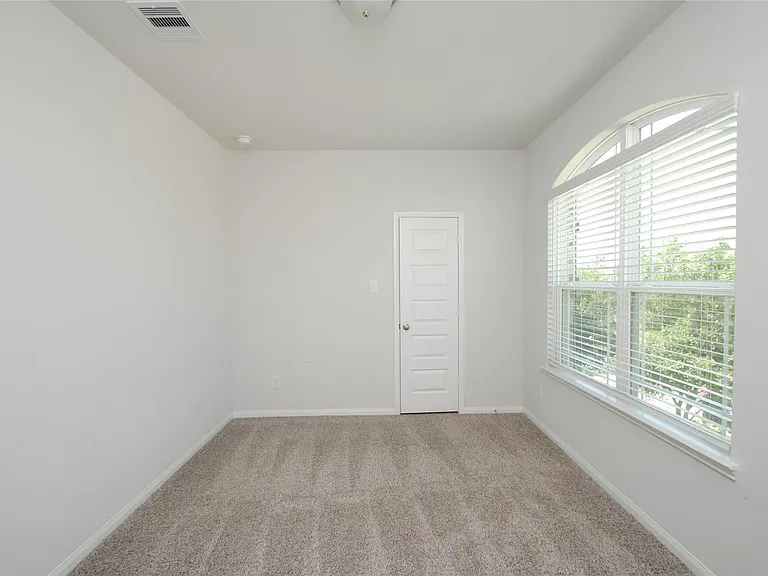 8834 Arch Rock Dr — Photo 28