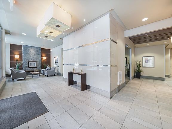 3rd image of 4888 Brentwood Dr #308