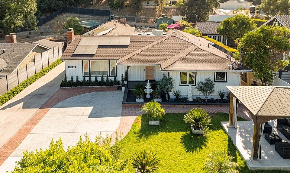 1st image of 10431 Johanna Ave