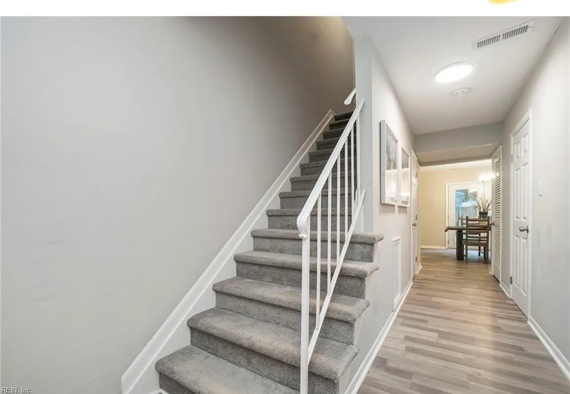 1040 Level Green Blvd — Photo 2