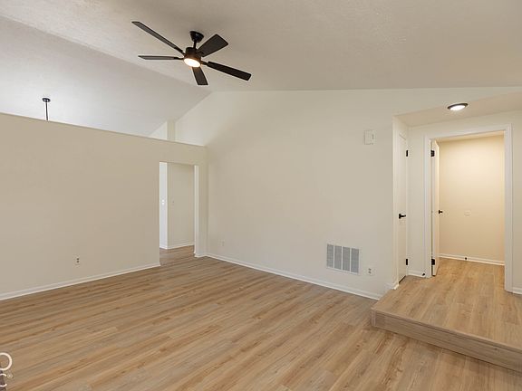 5th image of 6714 Dunsany Ct