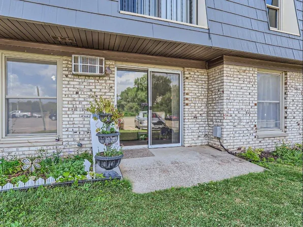 816 9th Ave S APT 1, Hopkins, MN 55343