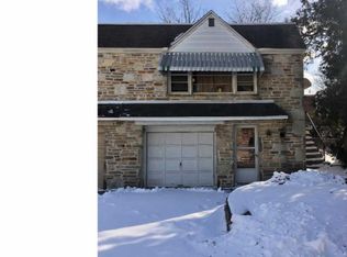 752 Cinnaminson St, Philadelphia, PA 19128