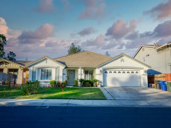 536 Red Robin Dr, Patterson, CA 95363
