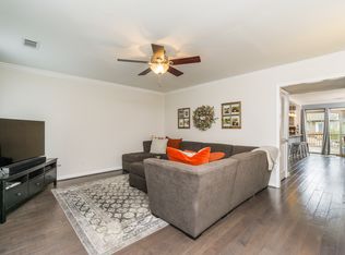 1136 Riverbend Club Dr SE, Atlanta, GA