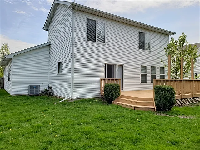 1655 Quinn Dr — Photo 17