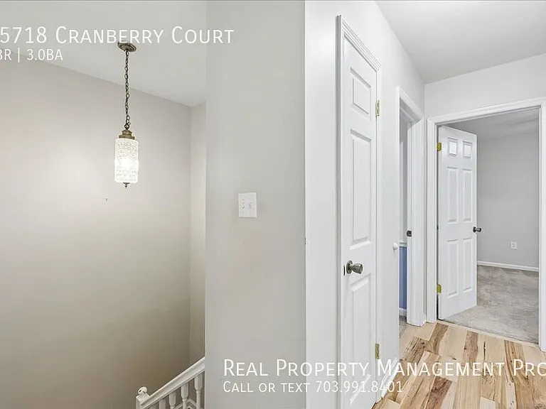 15718 Cranberry Ct — Photo 11