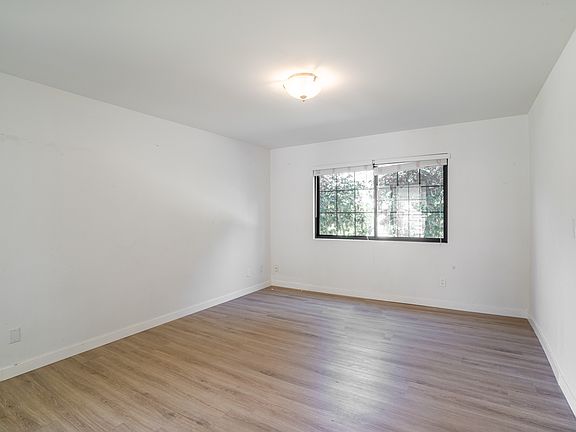 4th image of 2039 Bridgegate Ct