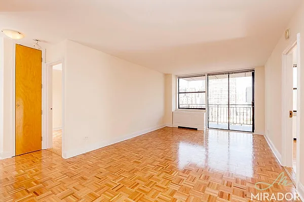 Rented by Mirador Real Estate | media 13