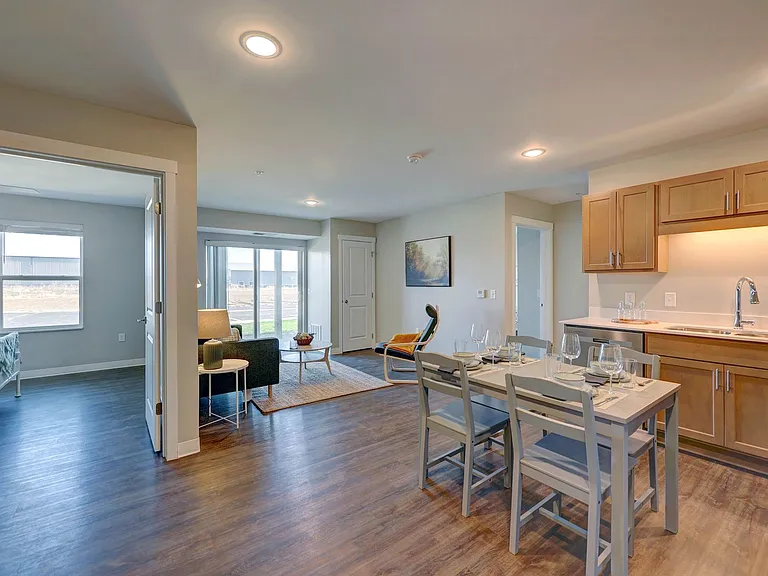 The Heights I - Apartments — Photo 18