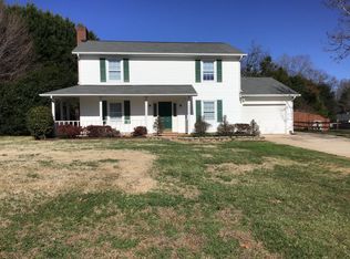 4508 Regal Oaks Rd, Gastonia, NC 28056