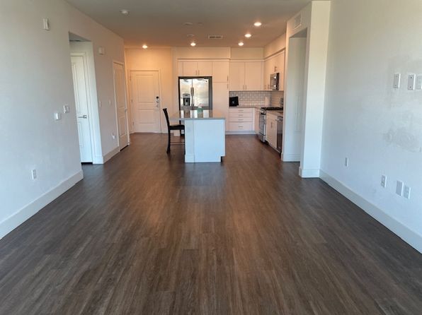 5951 Sunstone Dr #410