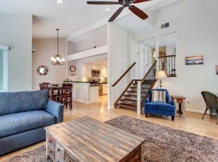 1715 Kennington Rd, Encinitas, CA 92024