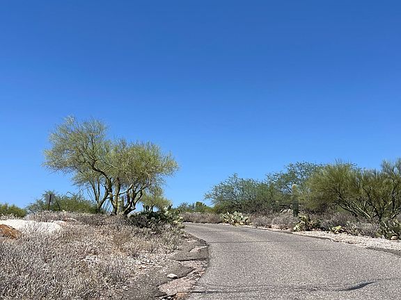 4th image of 6029 E Paseo Ventoso