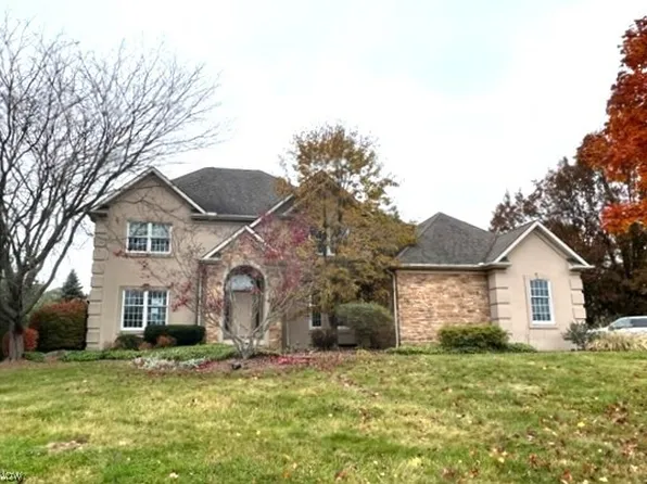 6402 Stoneywood Cir NW, Canton, OH 44718