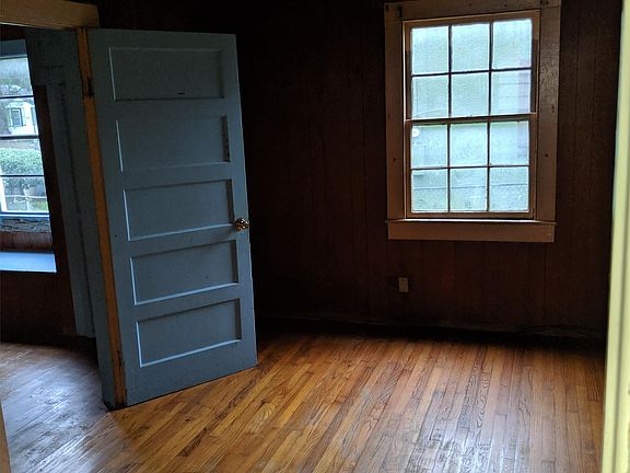 5th image of 3816 Elm Dr