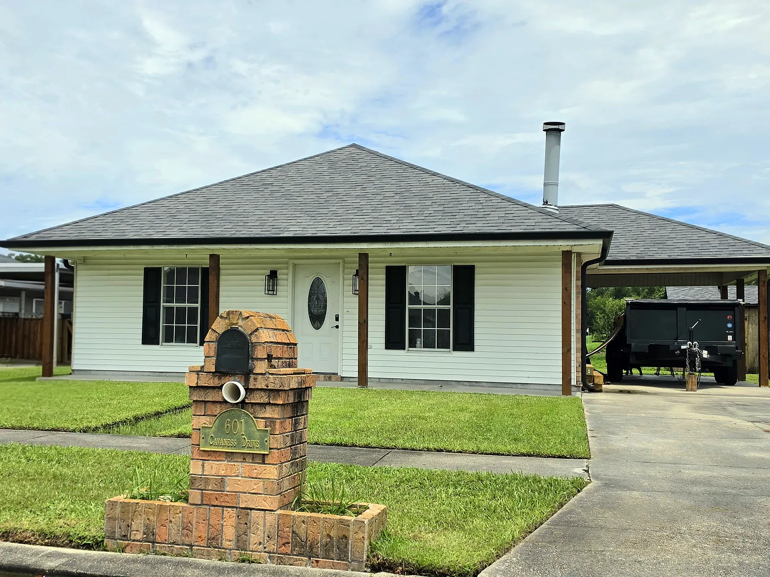 3 bed, 1800 sqft, $1,900 — Photo 2
