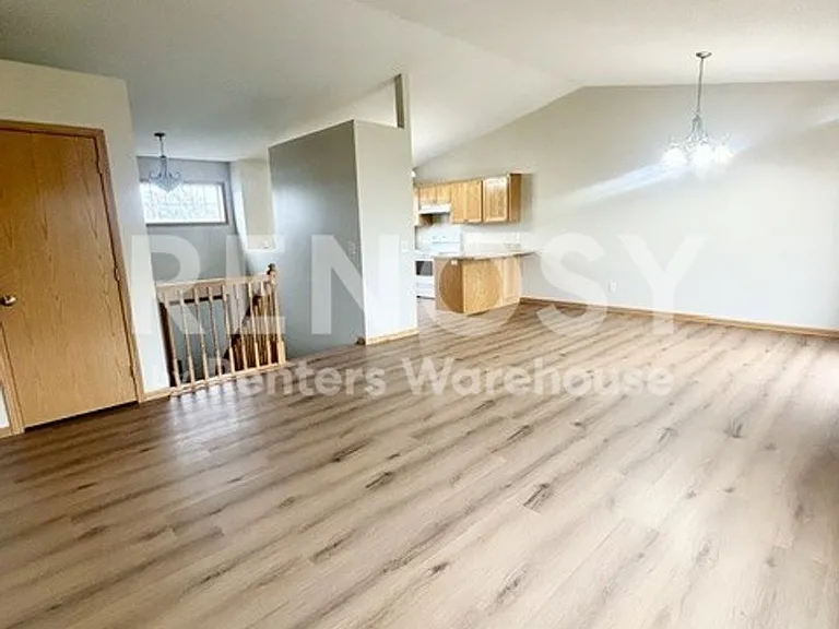 605 7th Ave SW — Photo 30