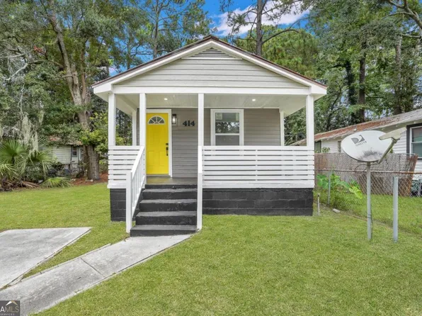 414 McKenzie Pl, Savannah, GA 31405