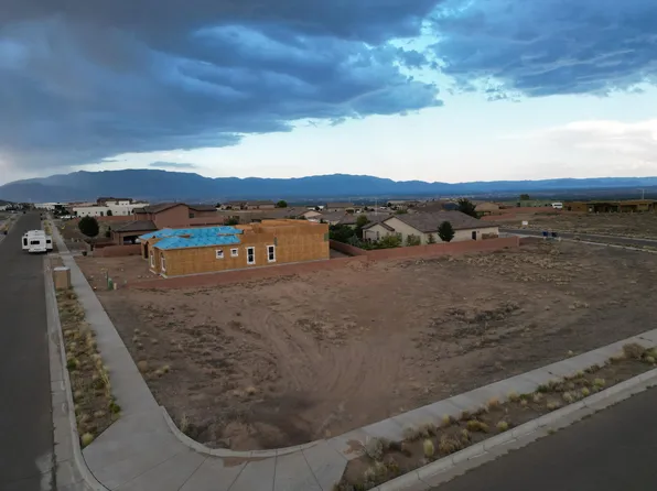 6556 Azor Ln NW, Albuquerque, NM 87120