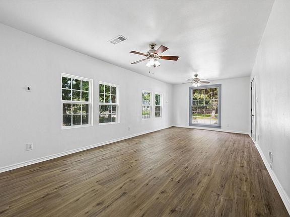 3rd image of 408 S 4th St