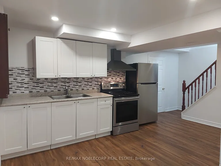 40 Gray Cres #BASEMENT — Photo 10