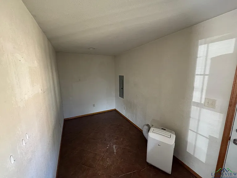 280 Joy Ln — Photo 6