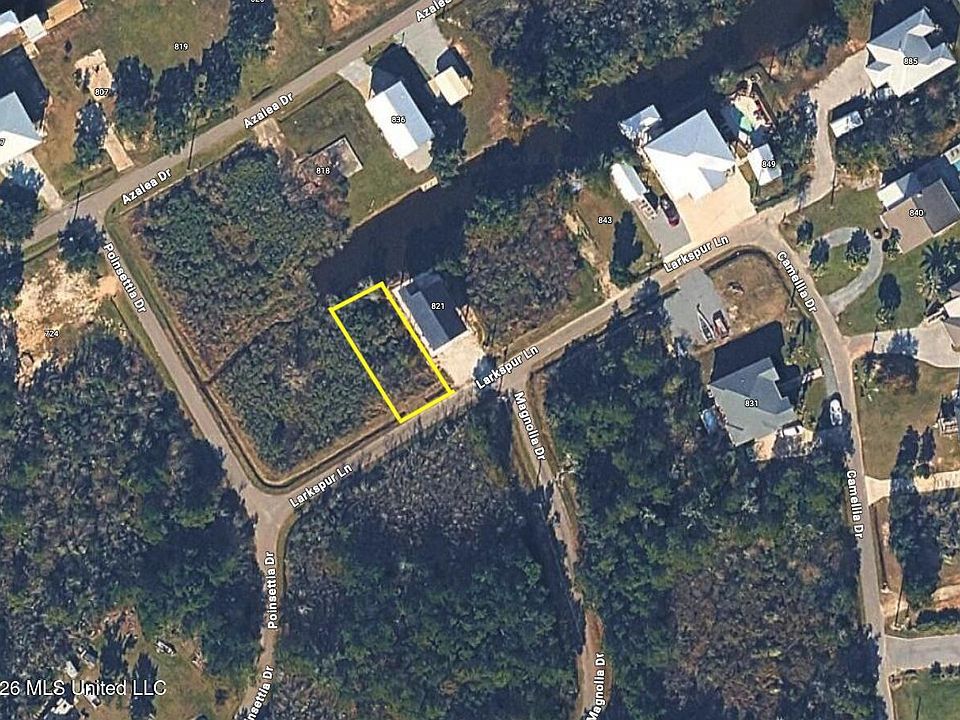 1st image of 821 Larkspur Ln
