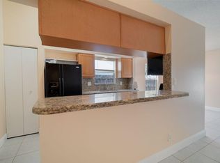 14 Misty Meadow Dr, Boynton Beach, FL 33436