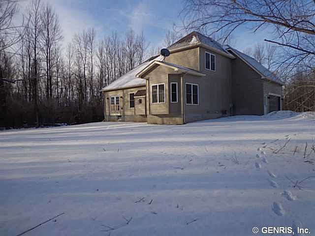 2nd image of 1374 Manitou Rd