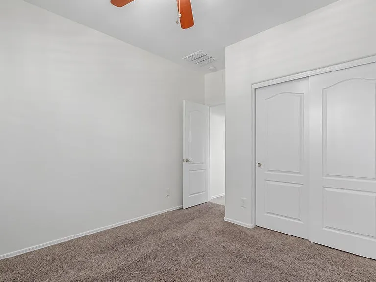 2532 W Corva Dr — Photo 41