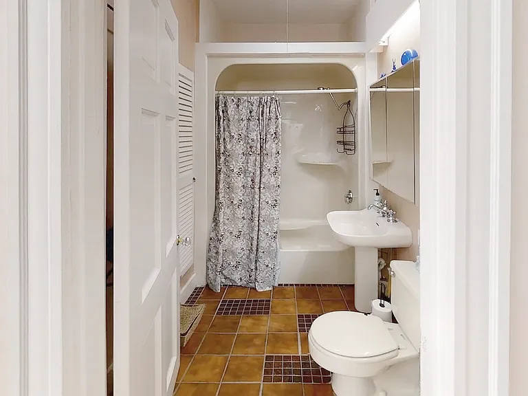 Newly painted bathroom. Currently being updated.