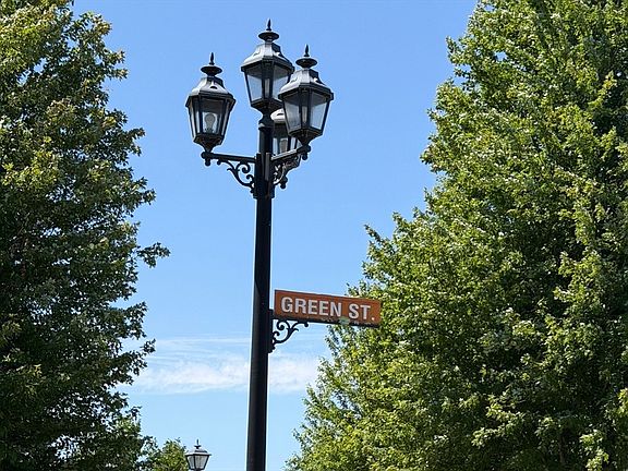 2nd image of 408 Green St