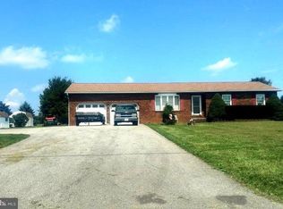 570 Sells Station Rd, Littlestown, PA 17340