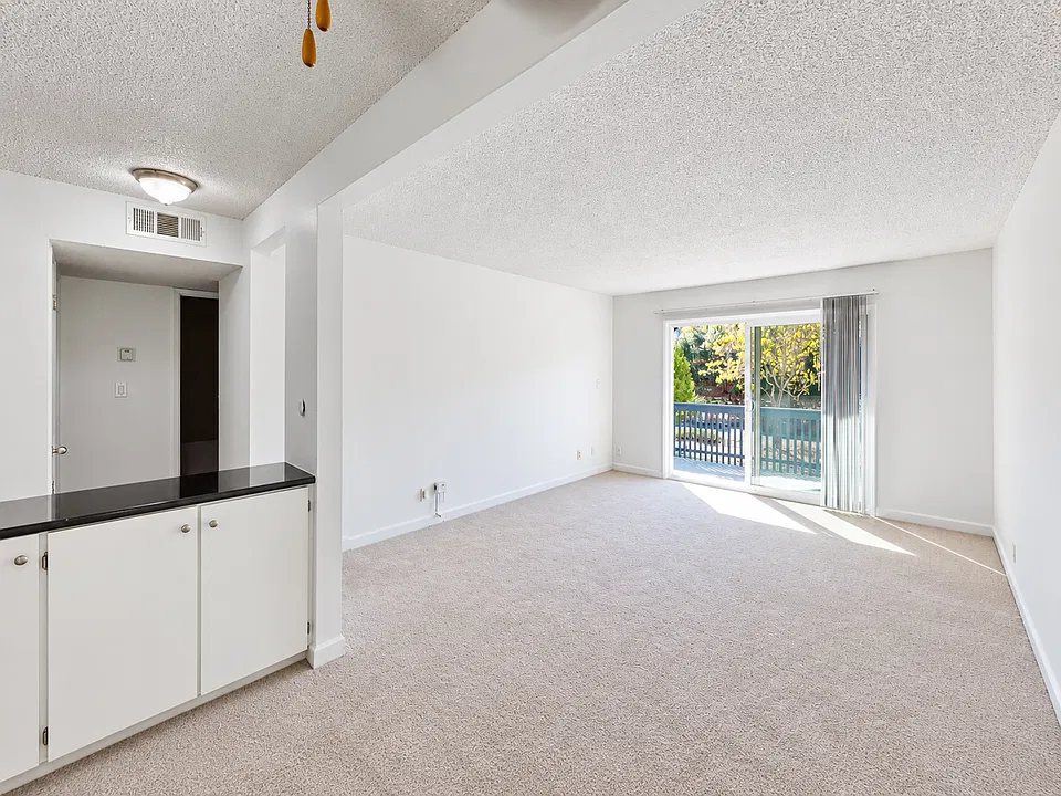 1002 Ignacio Blvd #51