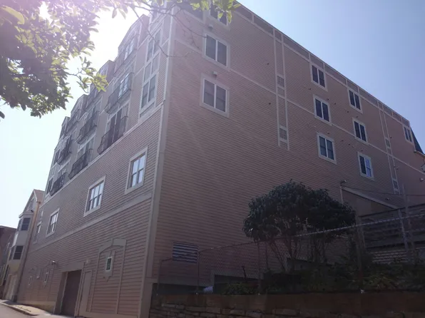 312-320 W 3rd St APT 205, South Boston, MA 02127