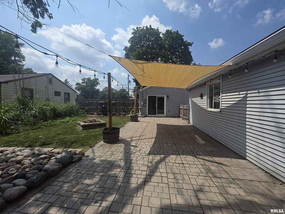 2nd image of 207 Decatur Rd