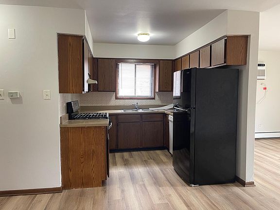 2nd image of 5718 106th St APT 1E