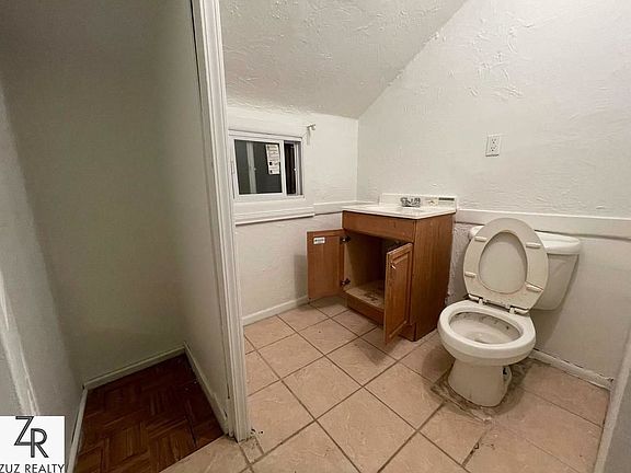 5th image of 1614 E 15th St #3