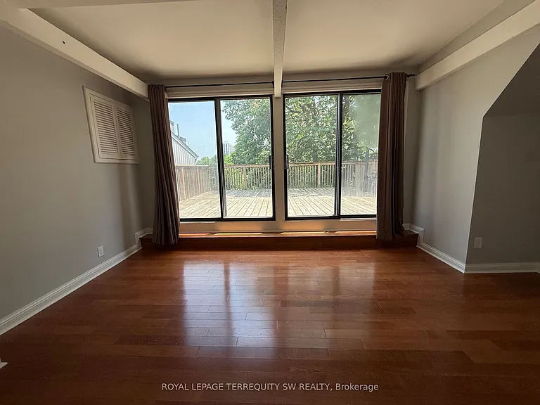 29 Winchester St #3 — Photo 17