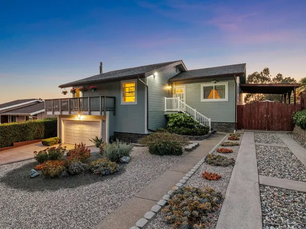 261 Coral Reef Ave, El Granada, CA 94018