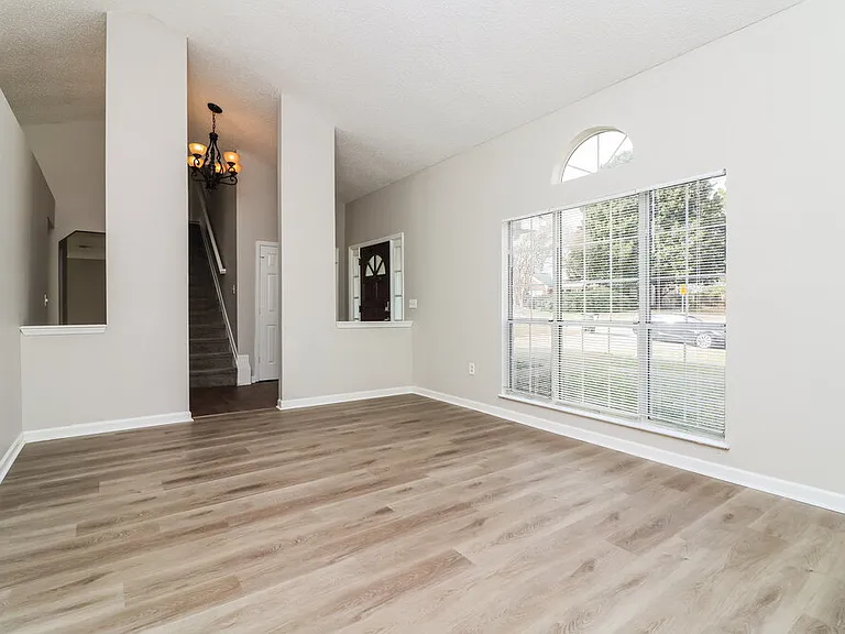 4498 Whitt Station Run NW — Photo 4